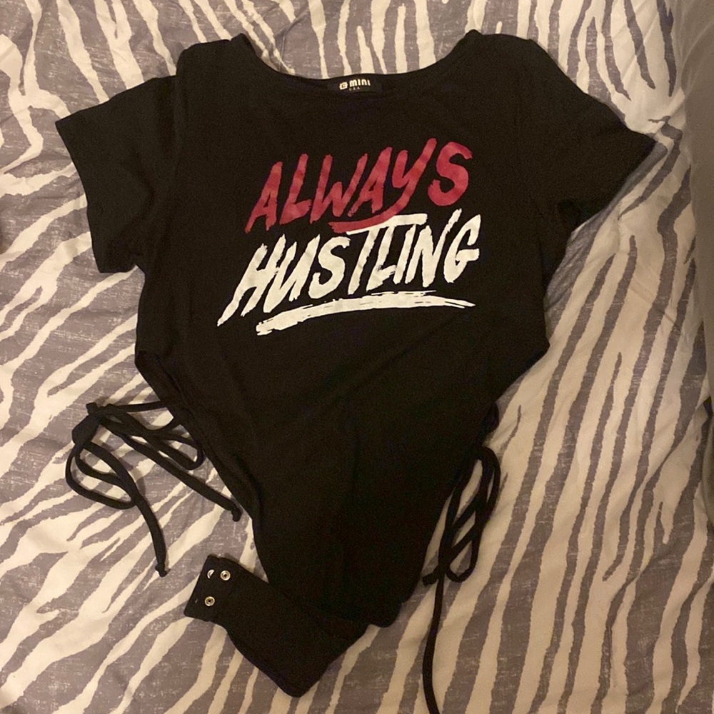 Fashion Nova medium top